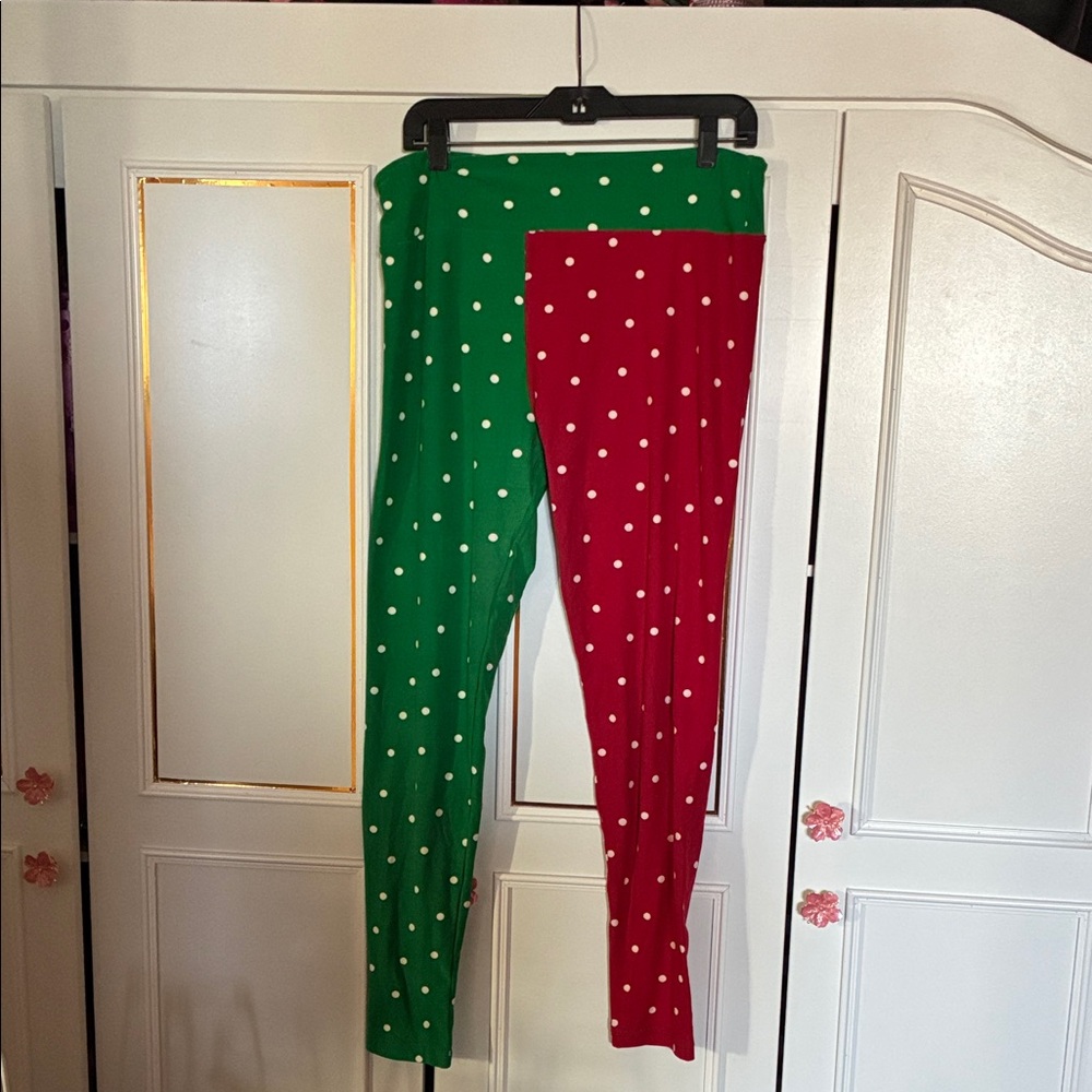 LuLaRoe Womens Tall and Curvy Leggings - Green and Red Polka Dot